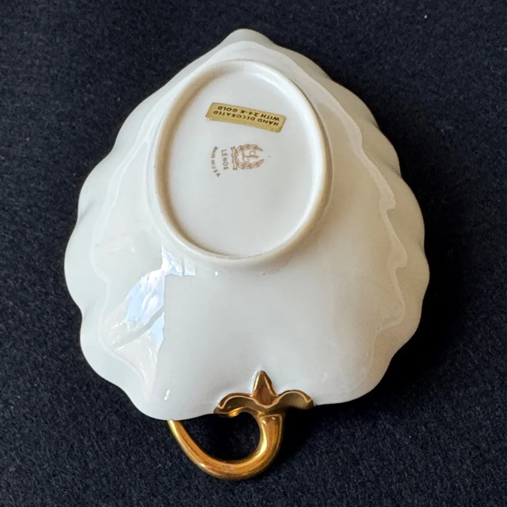 Vintage LENOX Elegant Gold and Cream Leaf-Shaped Dish Hand Decorated w/24K Gold - Picture 8 of 11